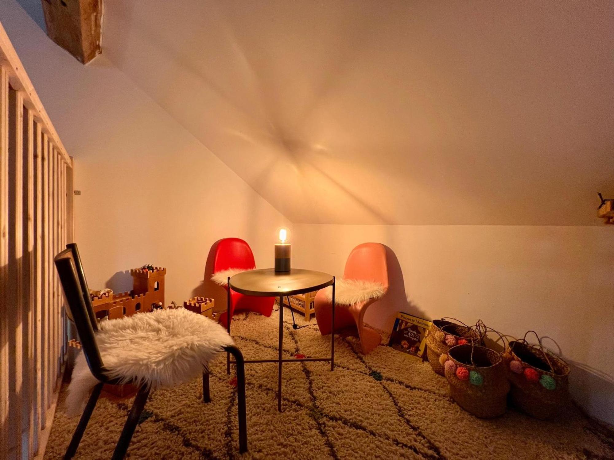 La Maisonnette D'Elodibiza ! Moret-sur-Loing Buitenkant foto