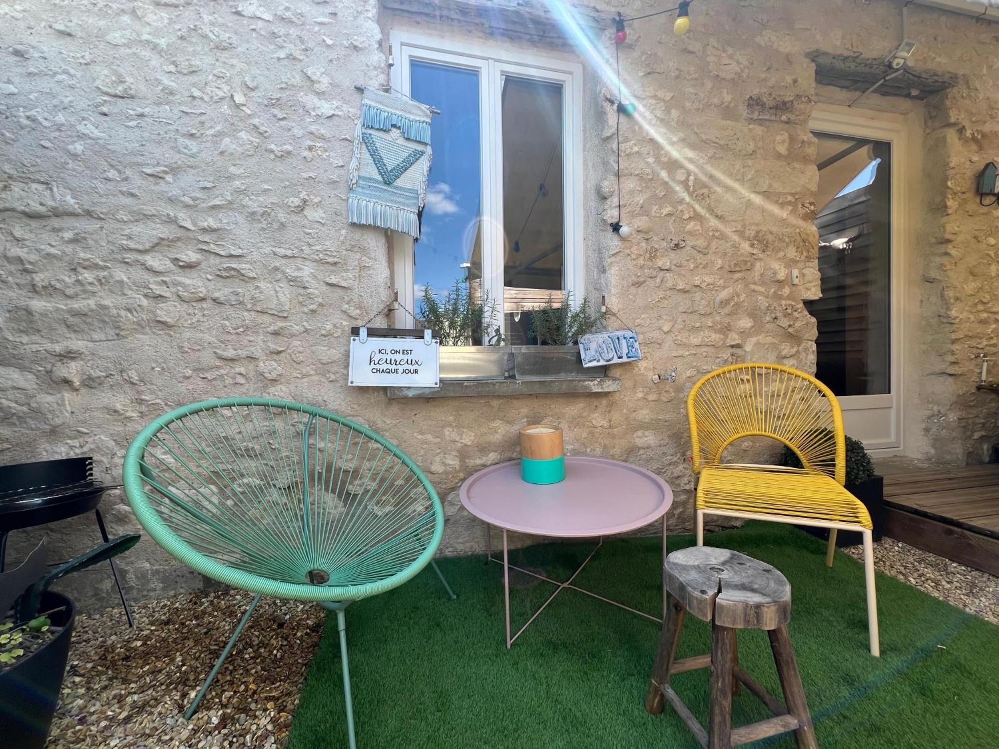 La Maisonnette D'Elodibiza ! Moret-sur-Loing Buitenkant foto